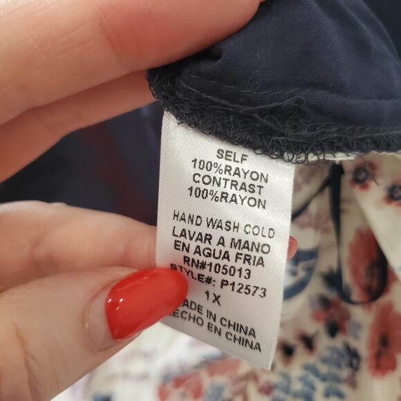 Andree by Unit Shirt Womens 1X Blue Embroidered Floral Button Up Boho Tunic Top - Picture 7 of 8